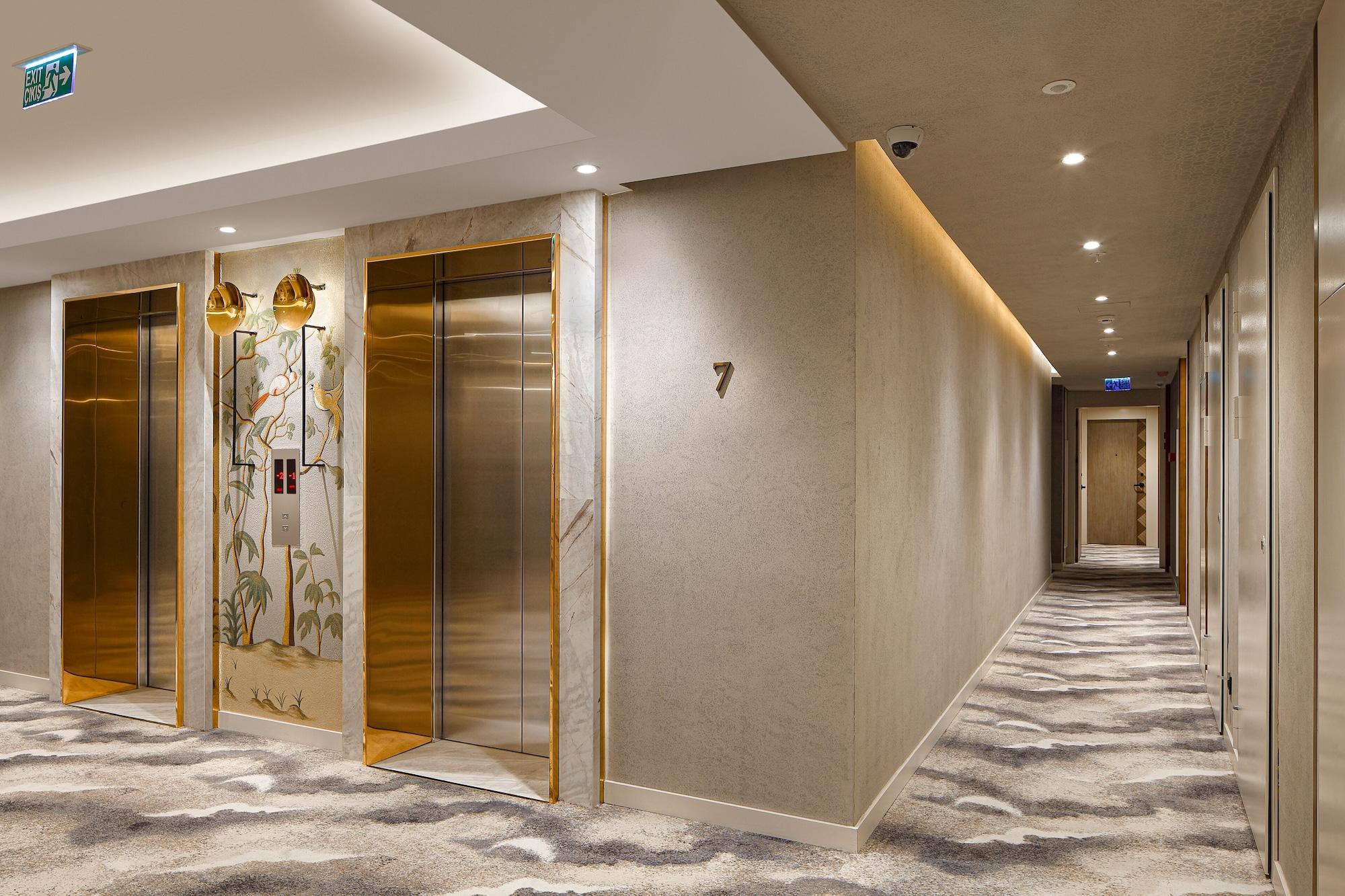 Wanda Vista Istanbul Hotel Bagian luar foto The 7th floor of the hotel