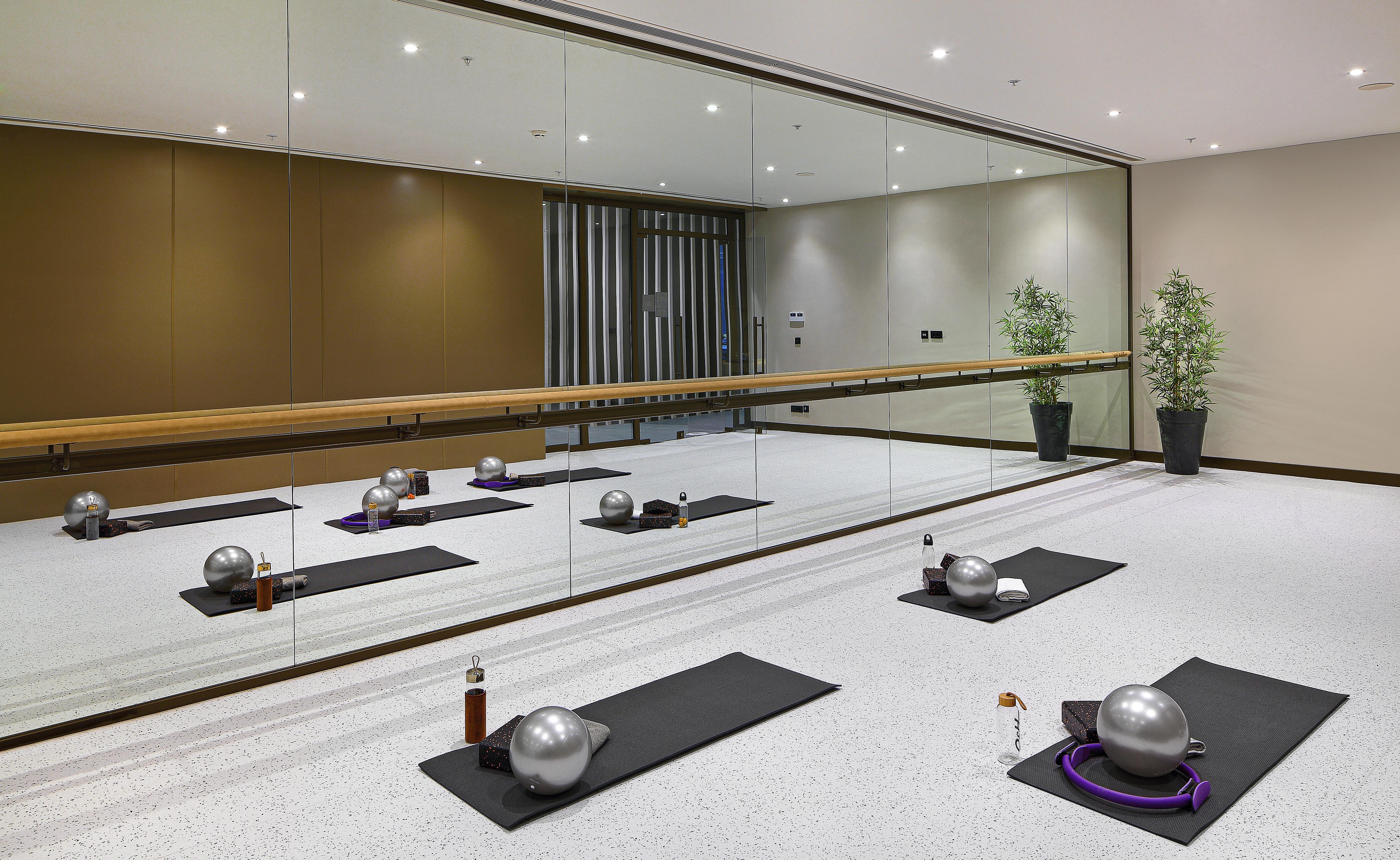 Wanda Vista Istanbul Hotel Bagian luar foto The Pilates studio at The Dorchester