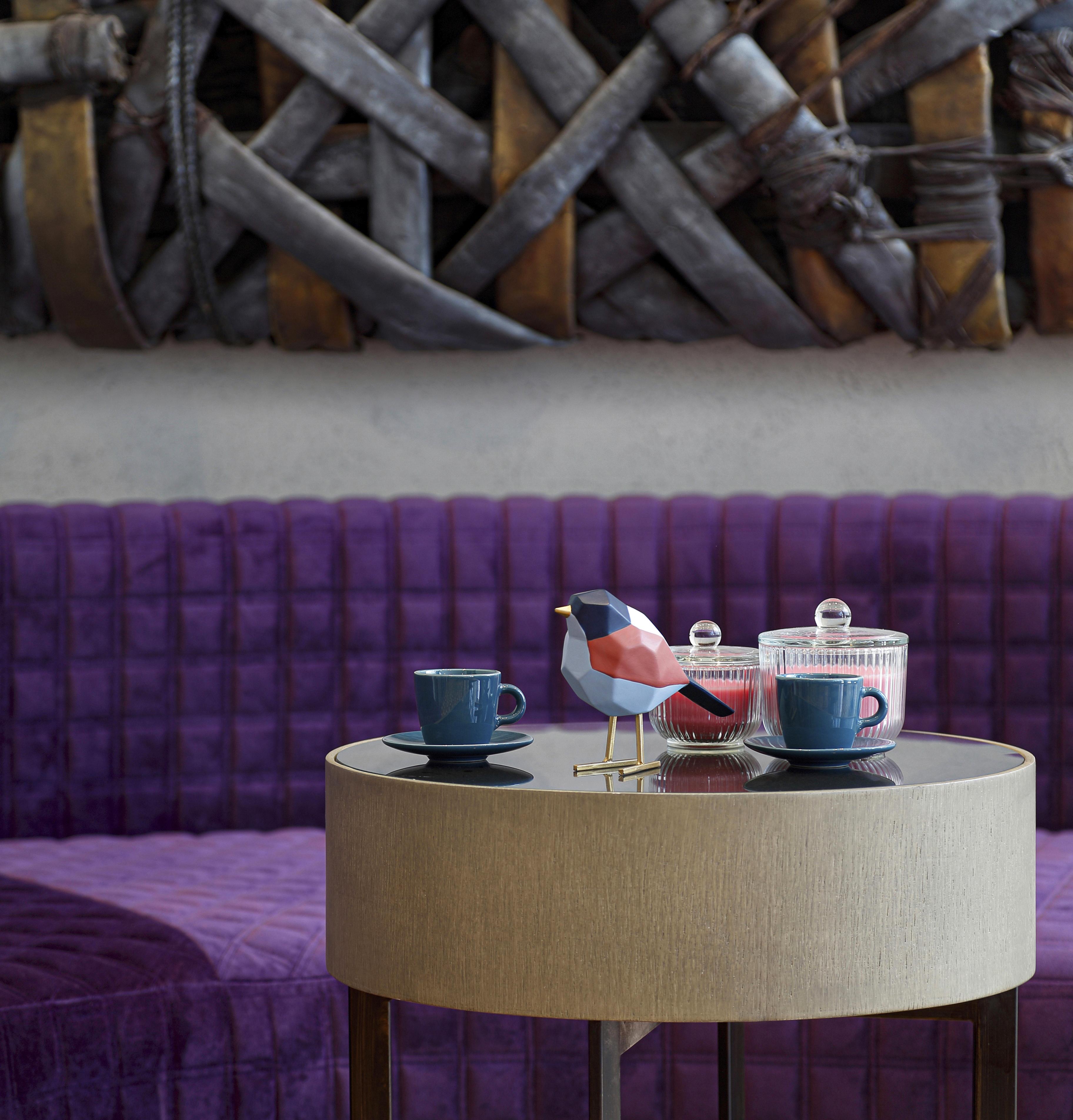 Wanda Vista Istanbul Hotel Bagian luar foto Bird by Lisa Perry