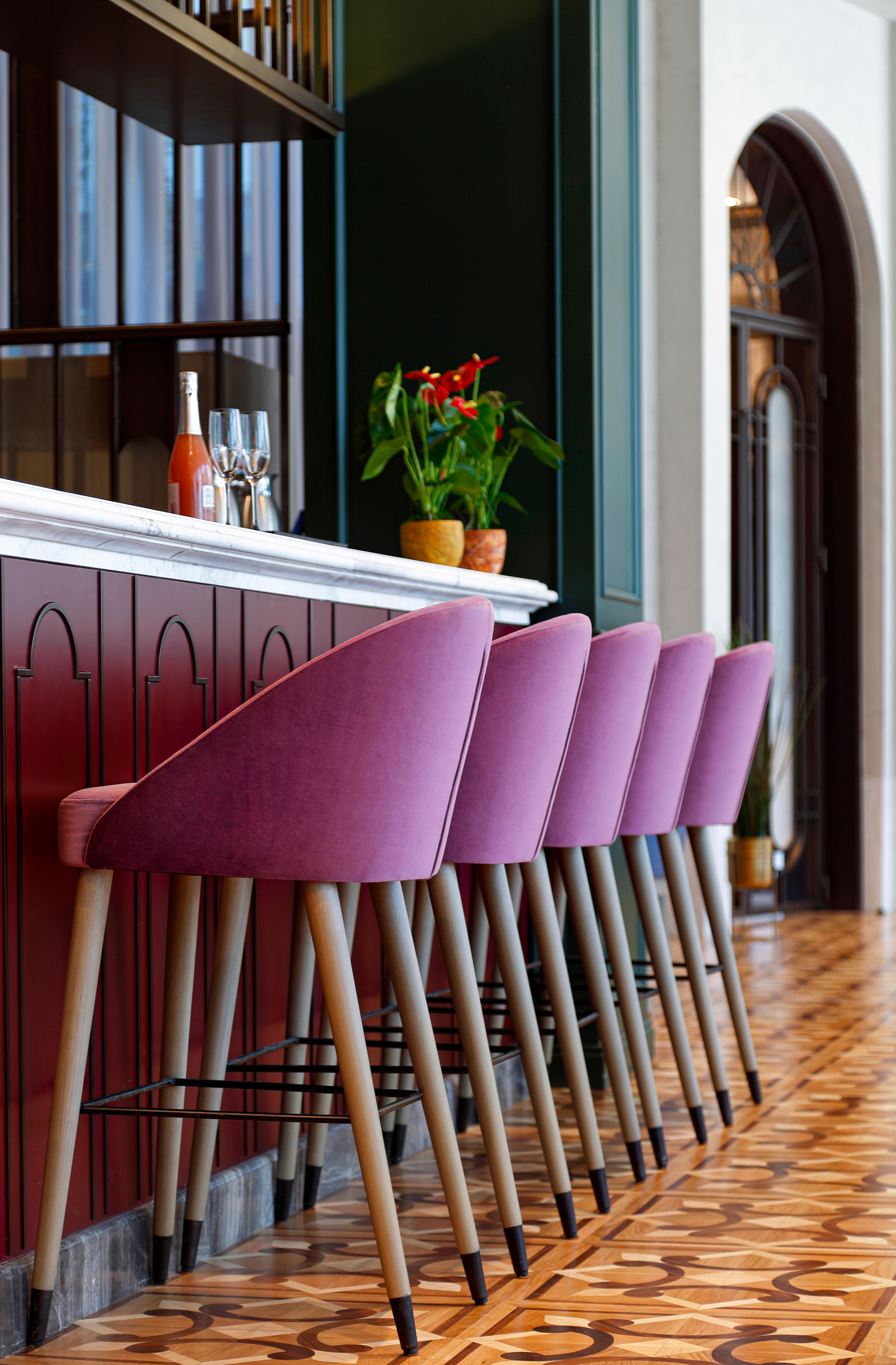 Wanda Vista Istanbul Hotel Bagian luar foto Bar stools